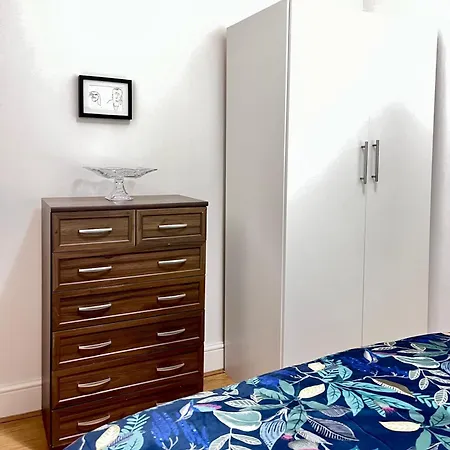 The Moon Apartment London Exterior photo
